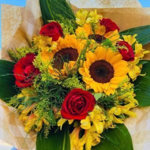 Roses By Raphael sunflower and roses bqt - Raphaels Gifts